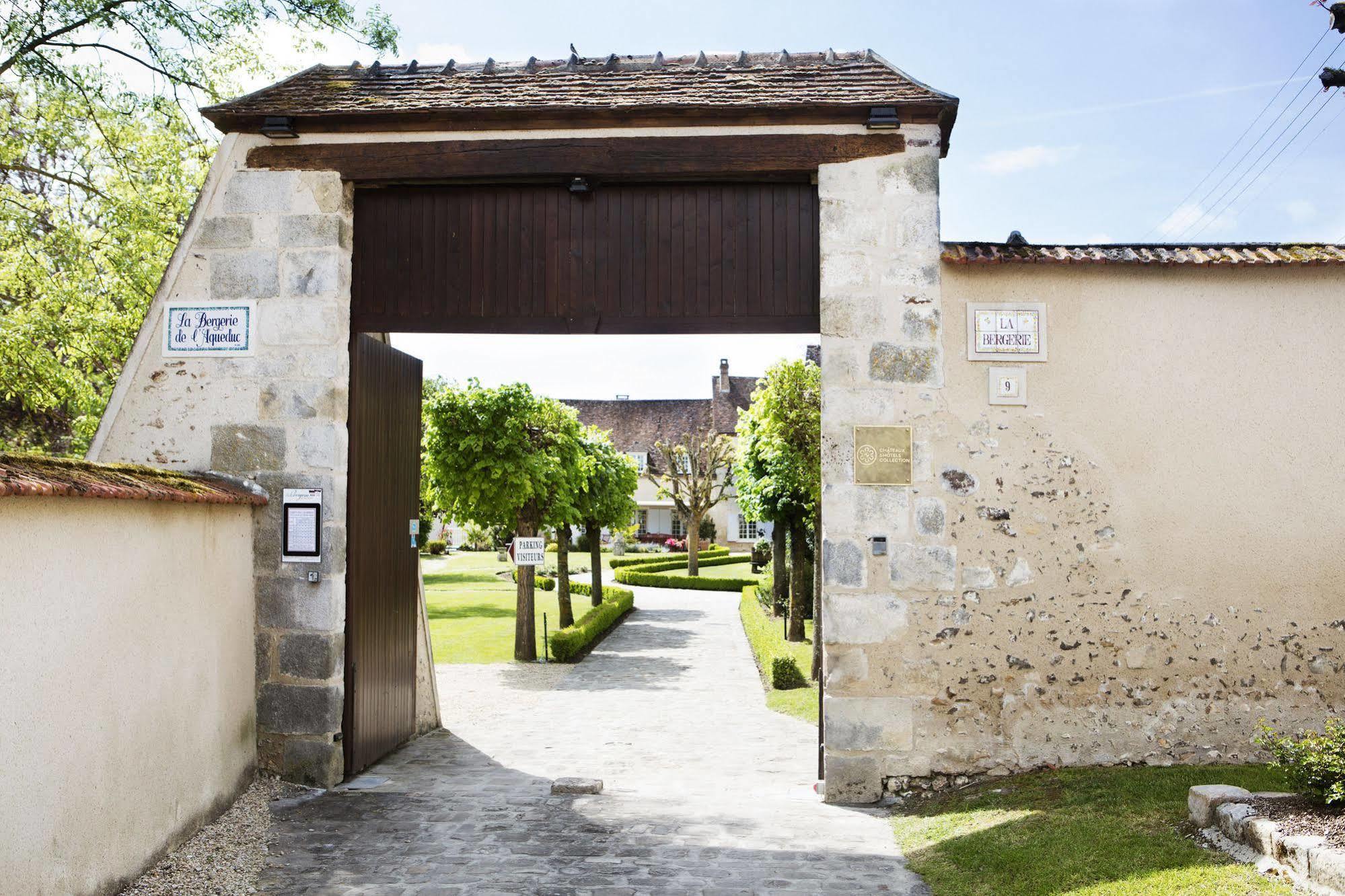 Chambres D'Hotes La Bergerie De L'Aqueduc Houx Kültér fotó